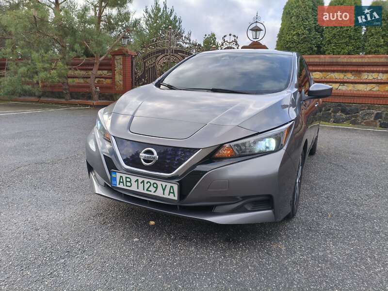 Хетчбек Nissan Leaf 2021 в Вінниці