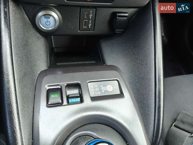 Хетчбек Nissan Leaf 2021 в Вінниці