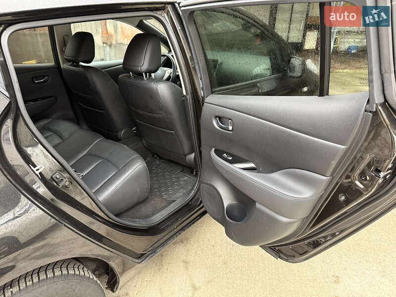 Хэтчбек Nissan Leaf 2016 в Умани фото 80 Хэтчбек Nissan Leaf 2016 в Умани