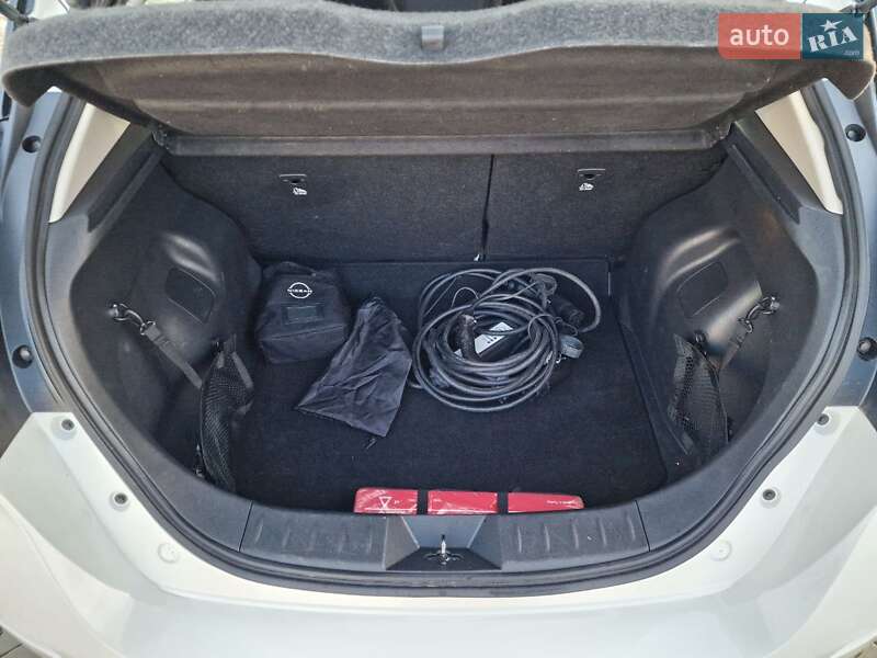 Хетчбек Nissan Leaf 2022 в Вінниці