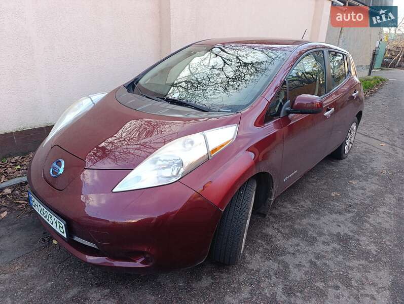Хэтчбек Nissan Leaf 2017 в Одессе фото 11 Хэтчбек Nissan Leaf 2017 в Одессе