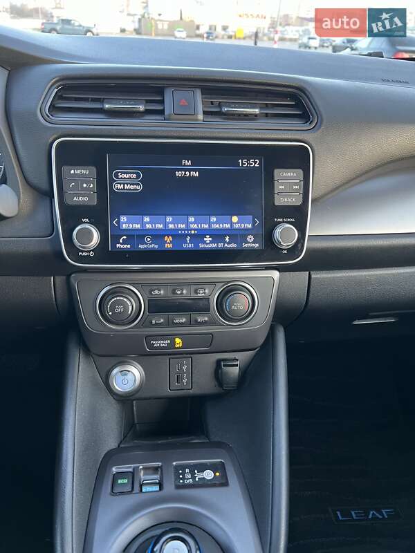 Хэтчбек Nissan Leaf 2023 в Одессе