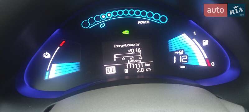 Хэтчбек Nissan Leaf 2012 в Запорожье