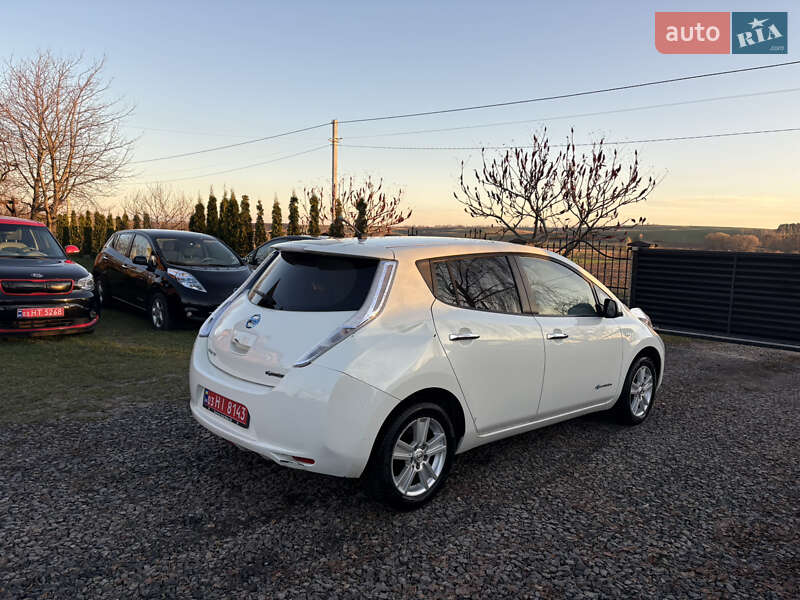 Хэтчбек Nissan Leaf 2012 в Луцке