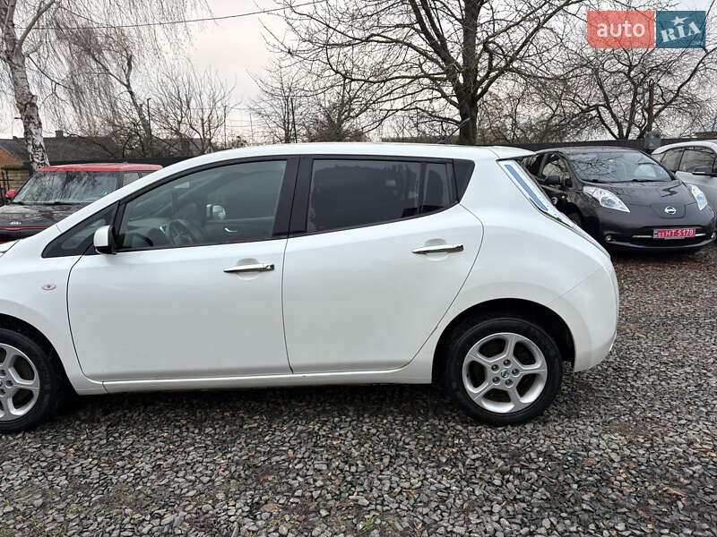 Хэтчбек Nissan Leaf 2013 в Луцке