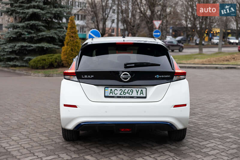 Хэтчбек Nissan Leaf 2018 в Луцке