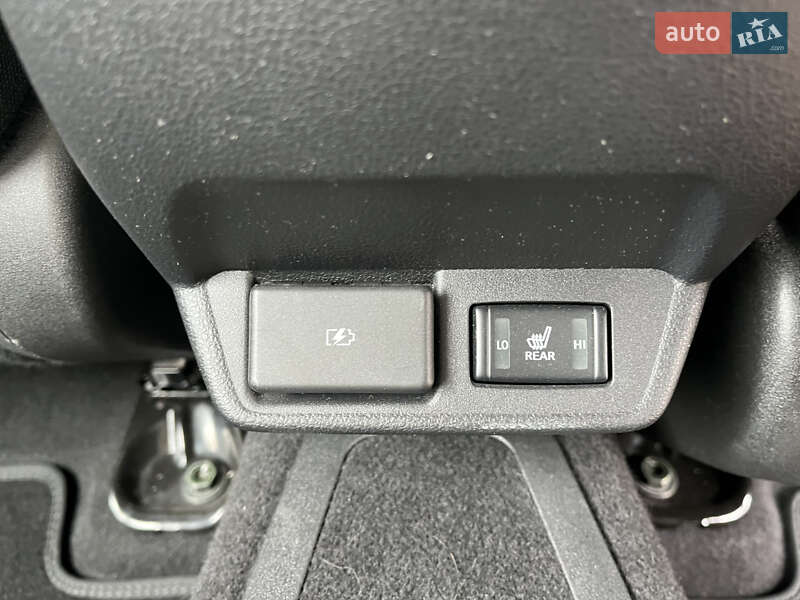 Хэтчбек Nissan Leaf 2021 в Бродах