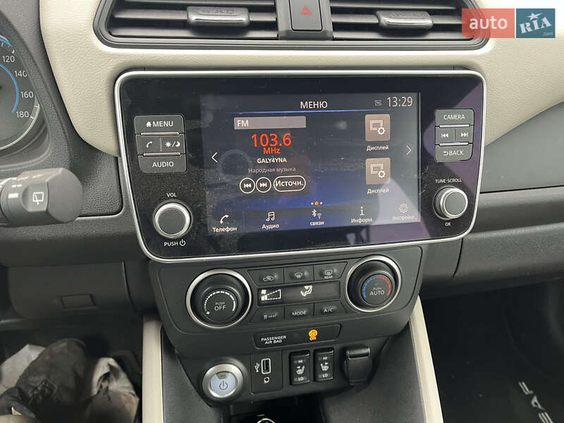 Хэтчбек Nissan Leaf 2021 в Бродах