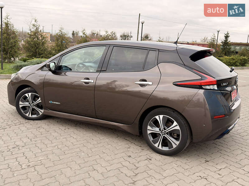 Хэтчбек Nissan Leaf 2018 в Ковеле