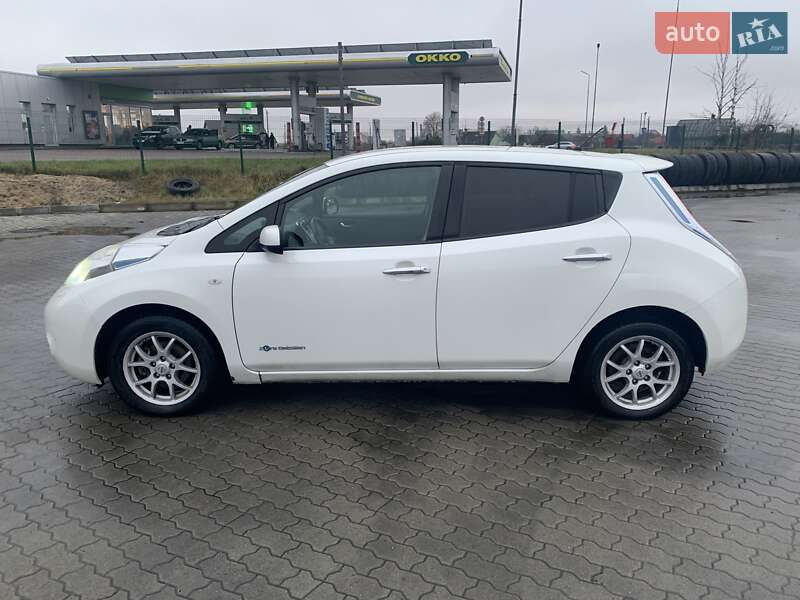 Хетчбек Nissan Leaf 2014 в Сарнах фото 5 Хетчбек Nissan Leaf 2014 в Сарнах