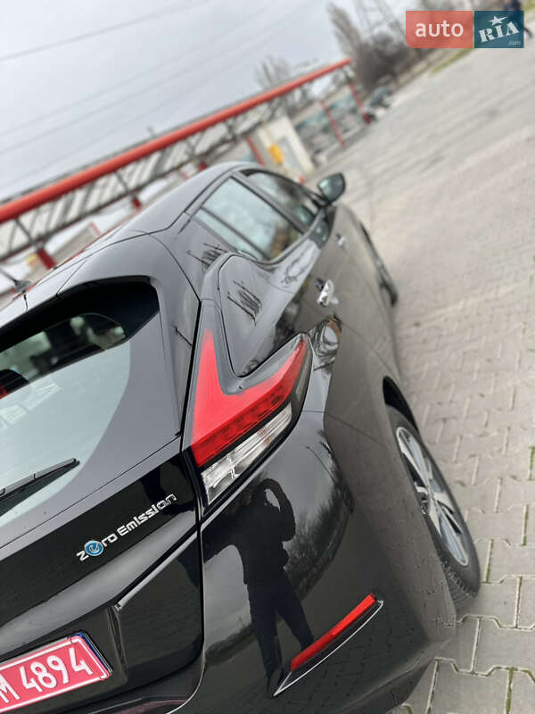 Хэтчбек Nissan Leaf 2021 в Виннице