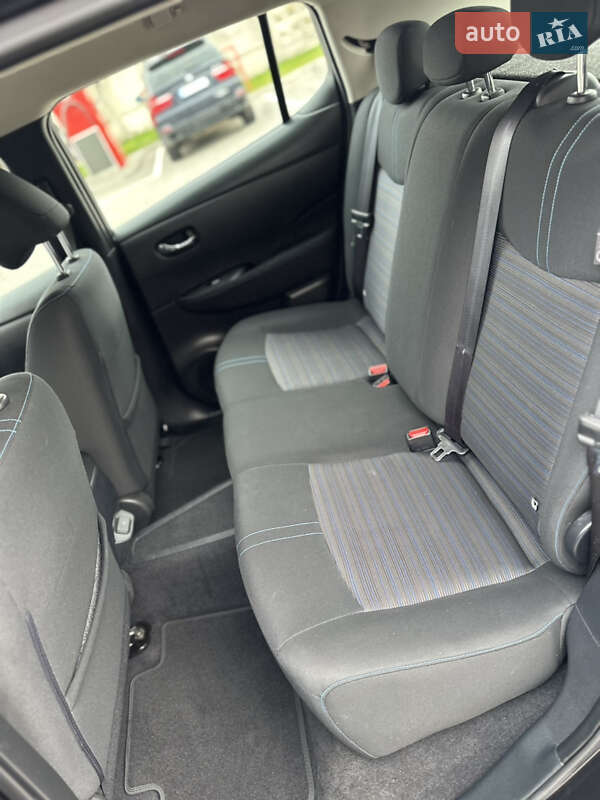 Хэтчбек Nissan Leaf 2021 в Виннице