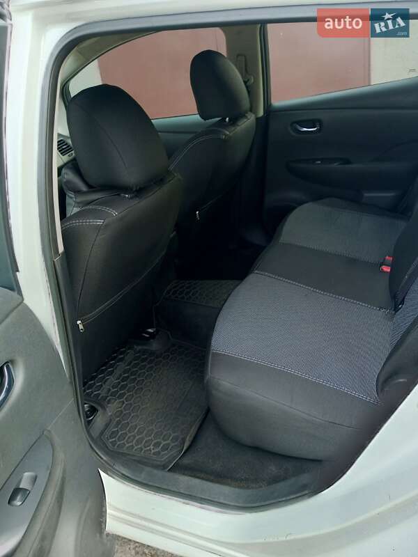 Хэтчбек Nissan Leaf 2014 в Киеве