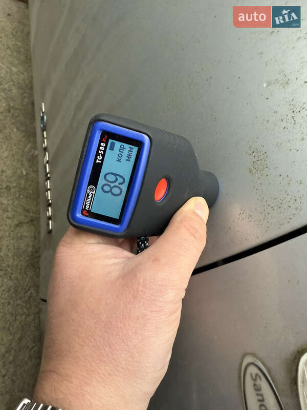 Хэтчбек Nissan Leaf 2012 в Умани