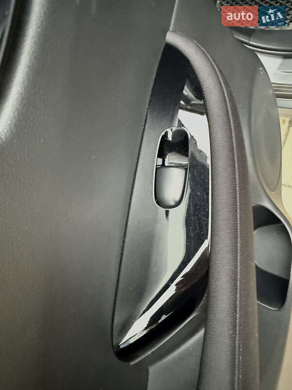 Хэтчбек Nissan Leaf 2020 в Хмельницком