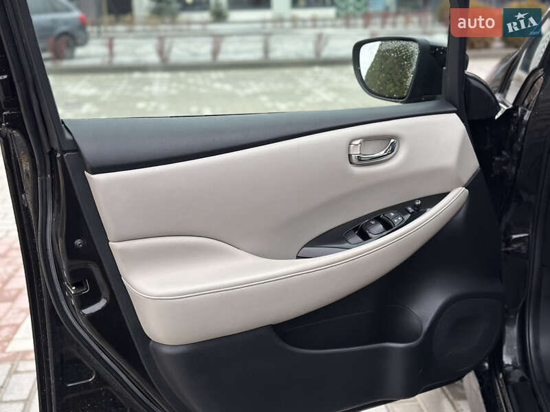 Хэтчбек Nissan Leaf 2018 в Львове фото 15 Хэтчбек Nissan Leaf 2018 в Львове