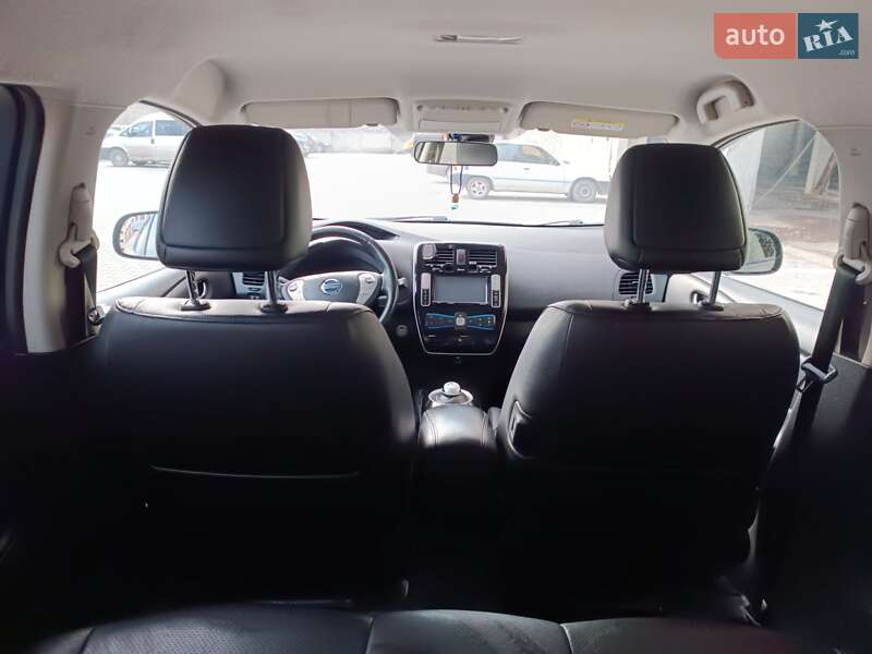 Хетчбек Nissan Leaf 2014 в Тернополі