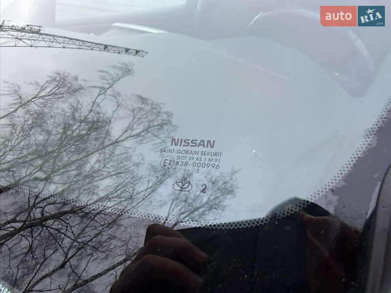 Хэтчбек Nissan Leaf 2013 в Тернополе