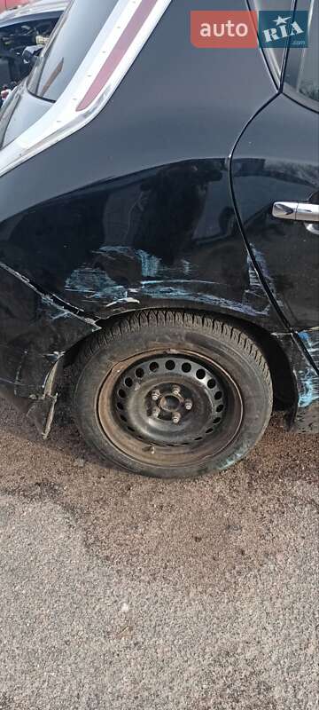 Хэтчбек Nissan Leaf 2014 в Черкассах