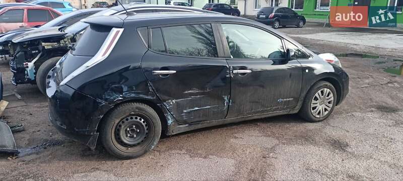 Хэтчбек Nissan Leaf 2014 в Черкассах