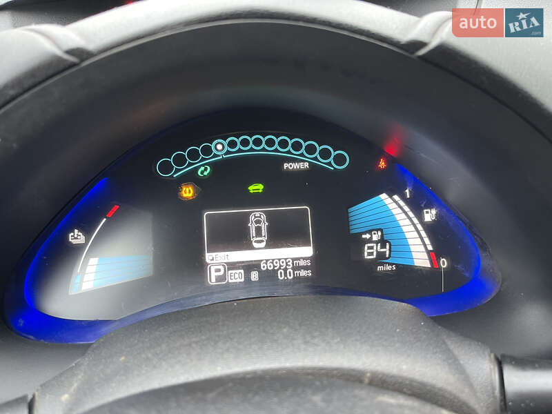 Хэтчбек Nissan Leaf 2014 в Львове