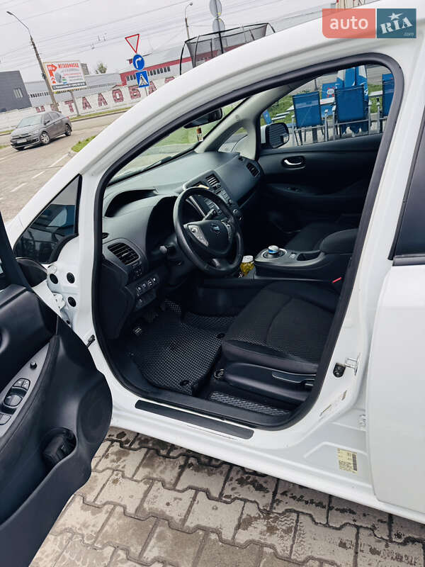 Хэтчбек Nissan Leaf 2015 в Житомире фото 6 Хэтчбек Nissan Leaf 2015 в Житомире