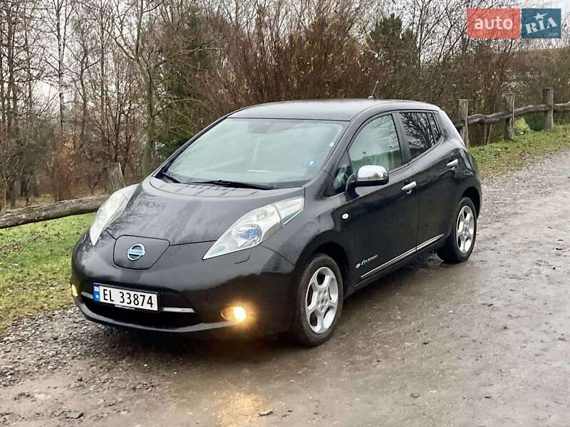 Хэтчбек Nissan Leaf 2014 в Тернополе