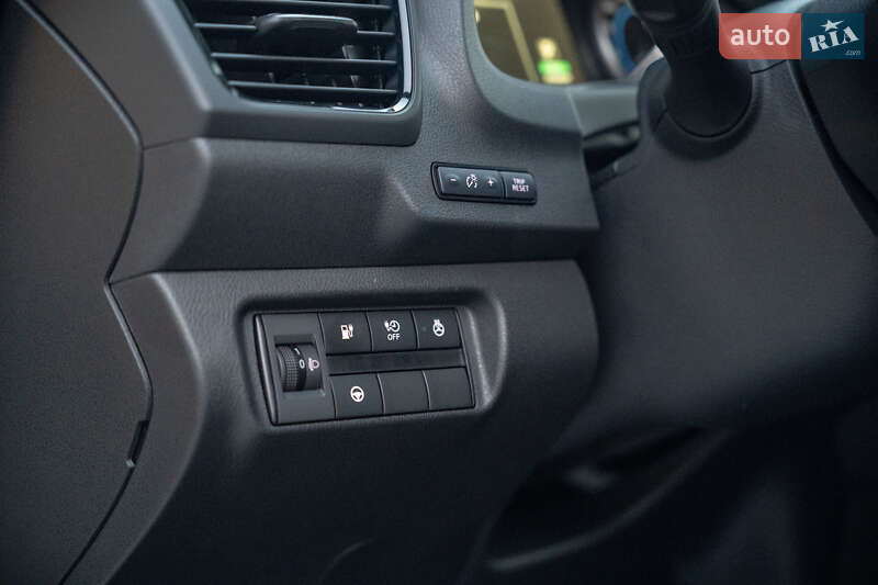 Хэтчбек Nissan Leaf 2023 в Черновцах