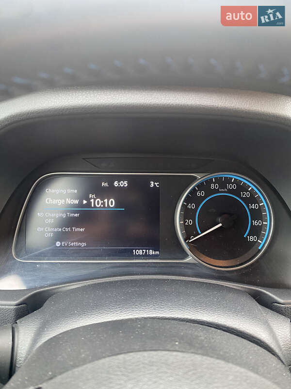 Хетчбек Nissan Leaf 2021 в Києві фото 16 Хетчбек Nissan Leaf 2021 в Києві