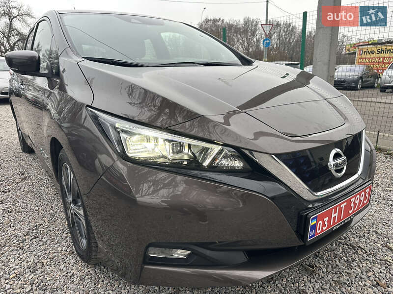 Хэтчбек Nissan Leaf 2018 в Одессе