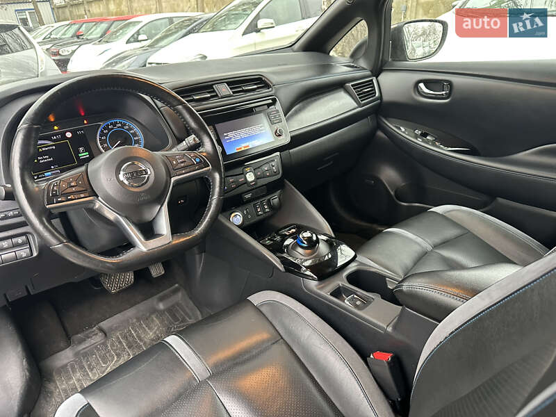Хэтчбек Nissan Leaf 2018 в Одессе
