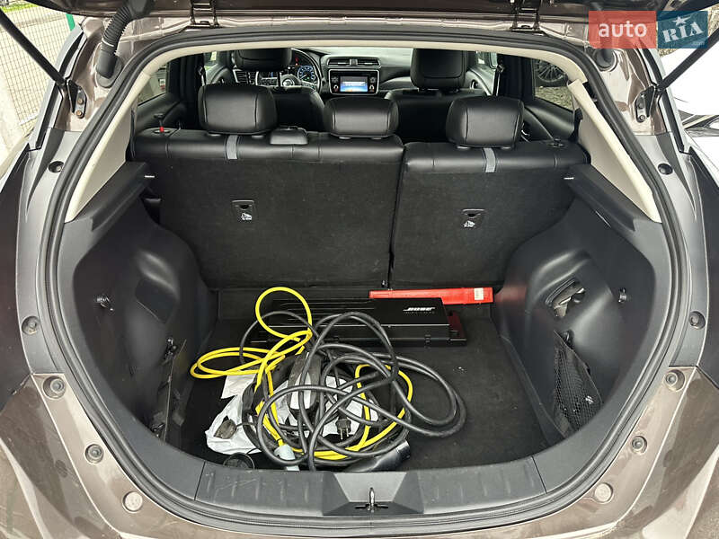 Хэтчбек Nissan Leaf 2018 в Одессе