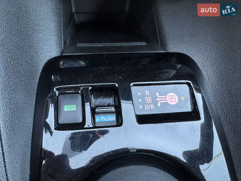 Хетчбек Nissan Leaf 2021 в Хмельницькому