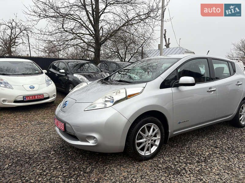 Хэтчбек Nissan Leaf 2013 в Луцке