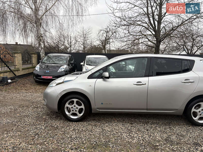 Хэтчбек Nissan Leaf 2013 в Луцке фото 9 Хэтчбек Nissan Leaf 2013 в Луцке