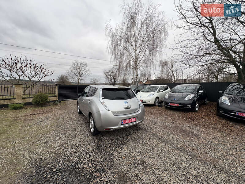 Хэтчбек Nissan Leaf 2013 в Луцке фото 16 Хэтчбек Nissan Leaf 2013 в Луцке