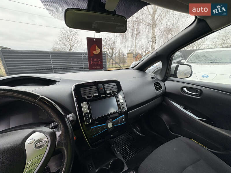 Хэтчбек Nissan Leaf 2013 в Луцке фото 21 Хэтчбек Nissan Leaf 2013 в Луцке