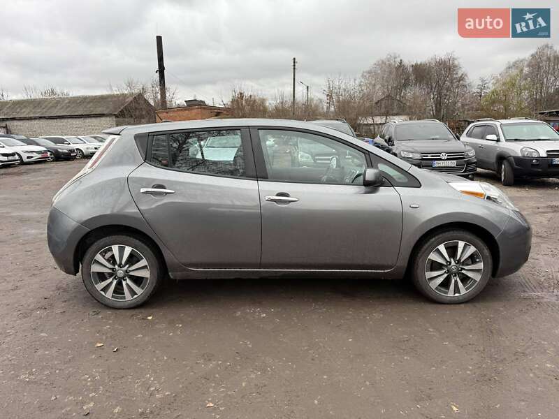 Хэтчбек Nissan Leaf 2015 в Шостке фото 3 Хэтчбек Nissan Leaf 2015 в Шостке