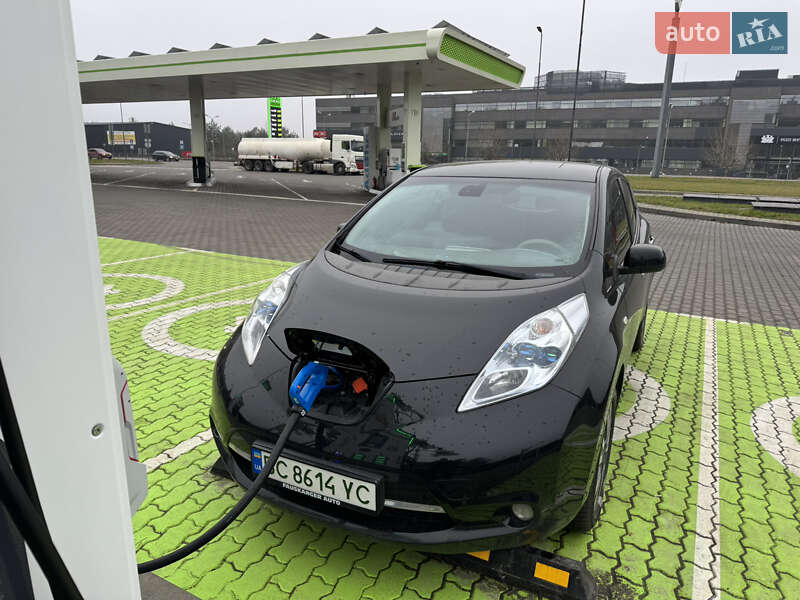 Хэтчбек Nissan Leaf 2012 в Львове фото 7 Хэтчбек Nissan Leaf 2012 в Львове