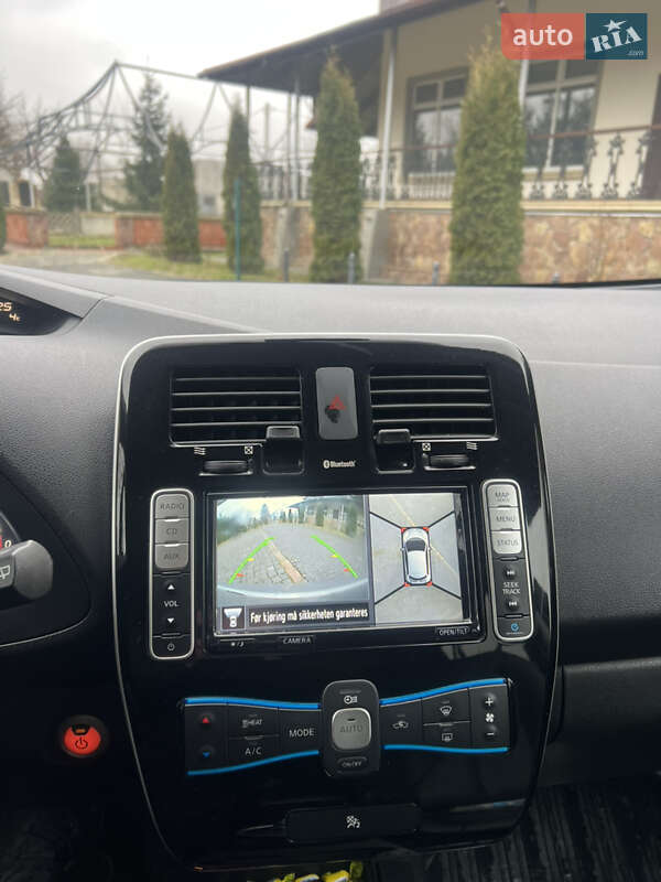 Хэтчбек Nissan Leaf 2016 в Золочеве