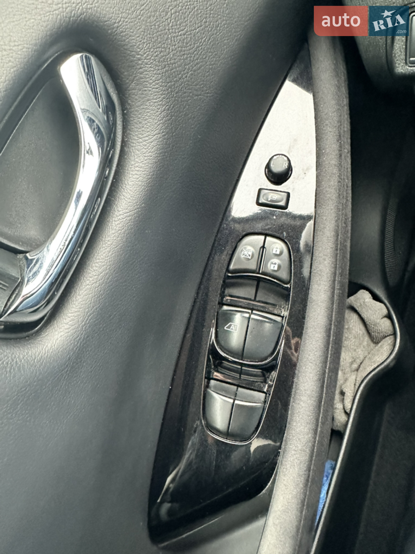 2013 Nissan Leaf - мініатюра 21