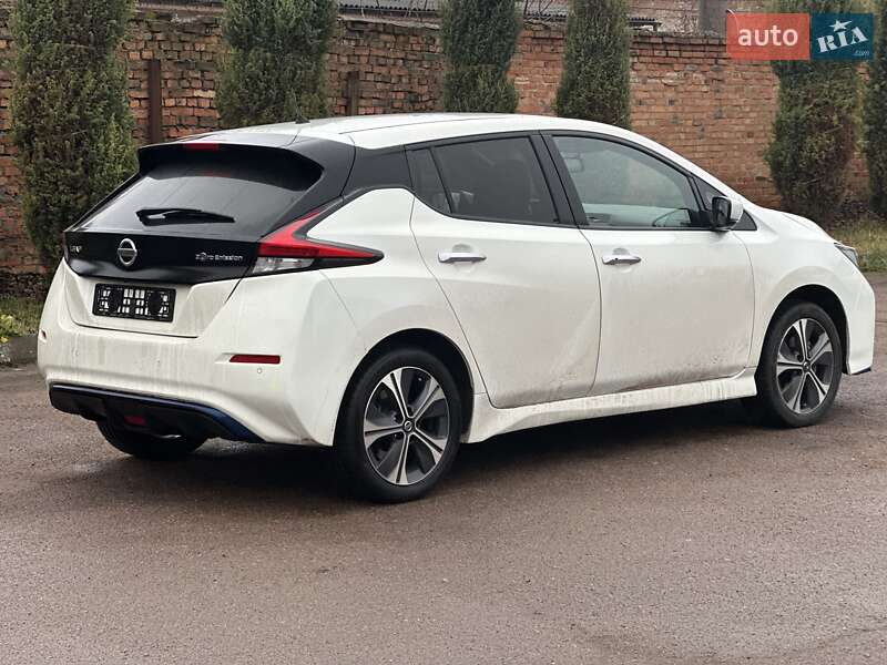 Хэтчбек Nissan Leaf 2020 в Житомире