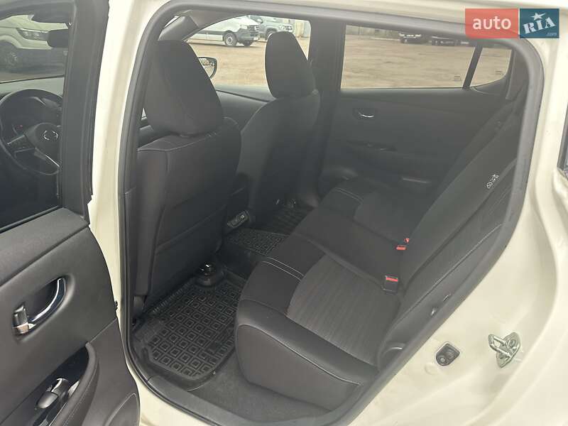 Хэтчбек Nissan Leaf 2020 в Житомире