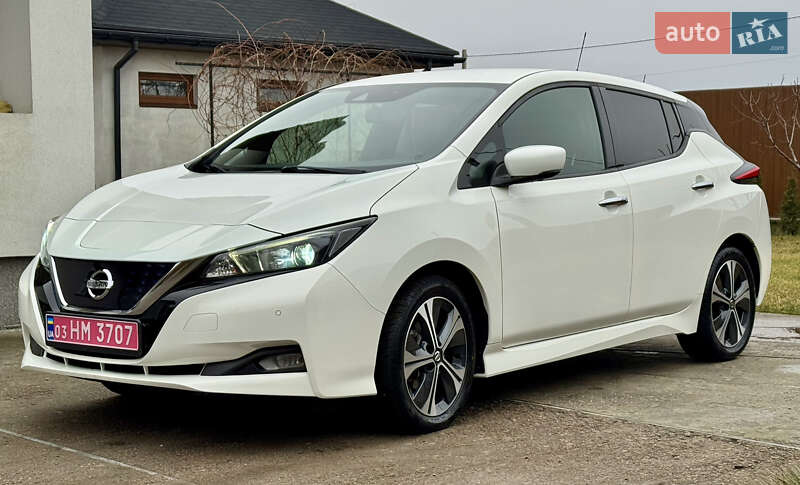 Хэтчбек Nissan Leaf 2021 в Броварах