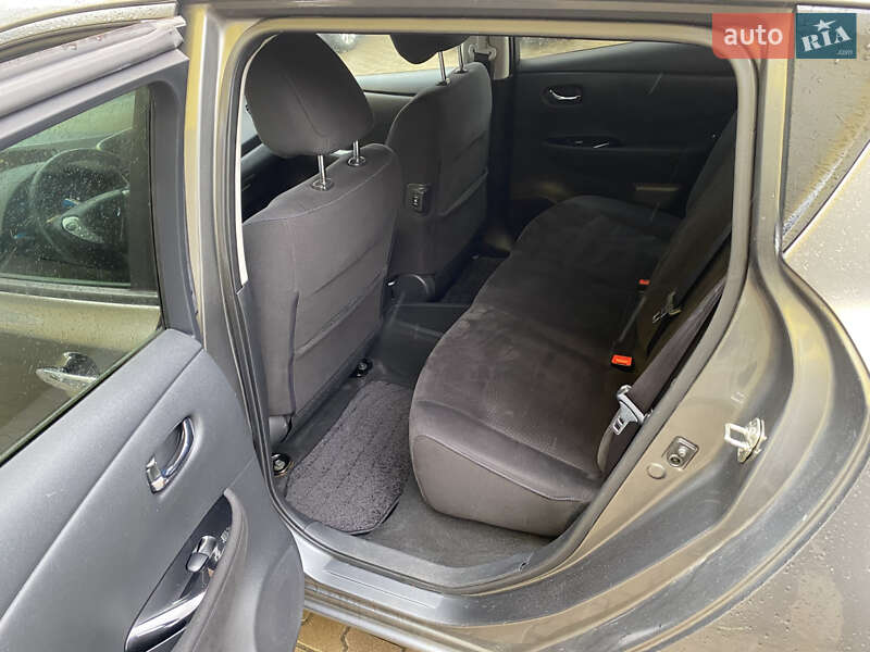 Хэтчбек Nissan Leaf 2014 в Черновцах