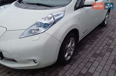 Хэтчбек Nissan Leaf 2013 в Днепре