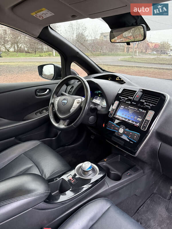 Хэтчбек Nissan Leaf 2017 в Белгороде-Днестровском