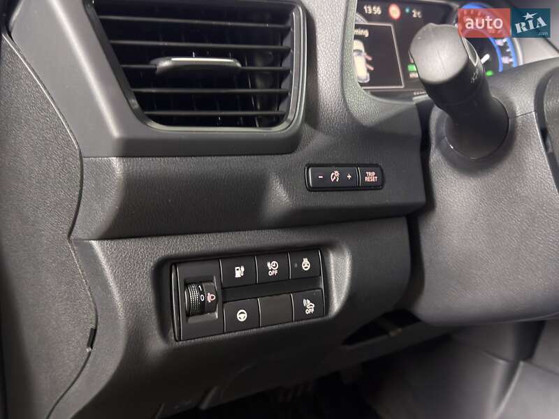 Хетчбек Nissan Leaf 2018 в Кременчуці