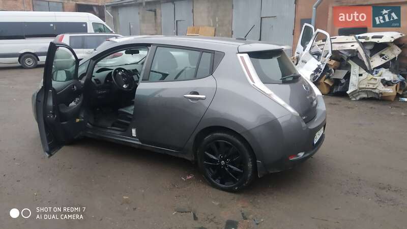 Хетчбек Nissan Leaf 2017 в Рівному