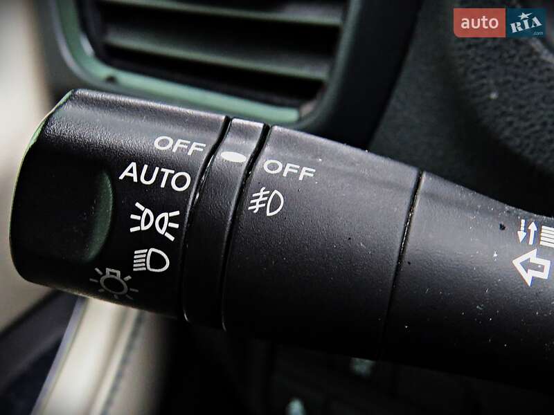 Хэтчбек Nissan Leaf 2019 в Черкассах фото 13 Хэтчбек Nissan Leaf 2019 в Черкассах